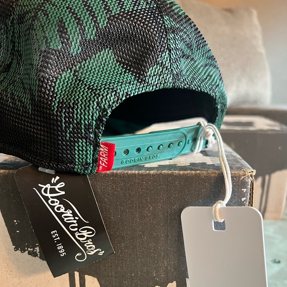Goorin Bros Trucker Hat WORD PARROT Green Jungle NEW WITH TAG LIMITED EDITION - Picture 6 of 6